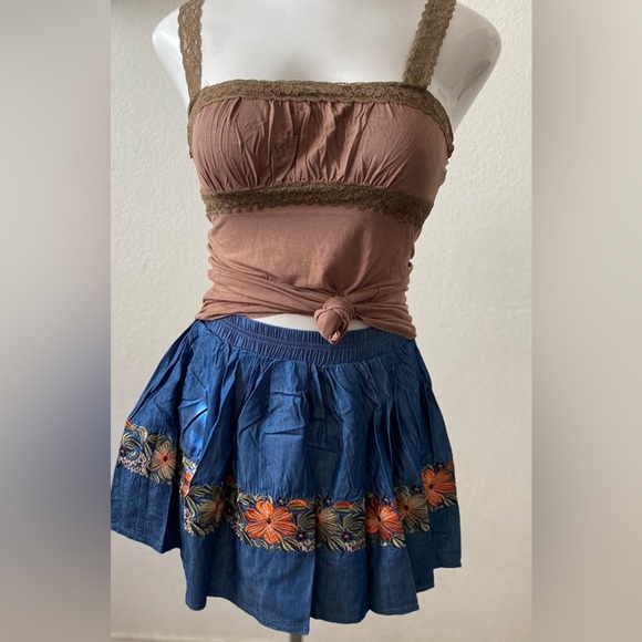 🆕POL Denim Embroidered Floral Skater Mini Shirt S🆕 - Picture 11 of 11